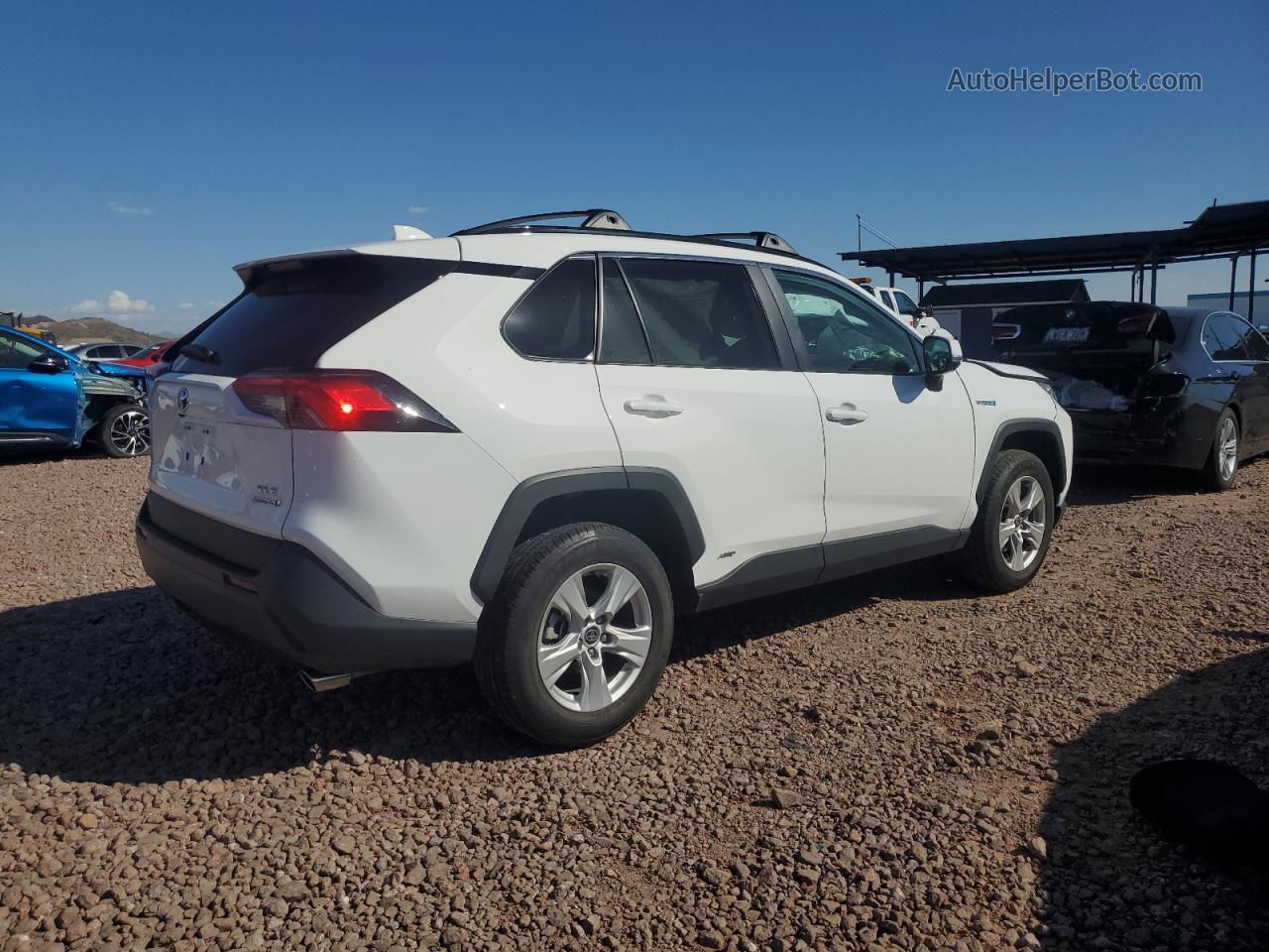 2021 Toyota Rav4 Xle White vin: 2T3RWRFV9MW115999