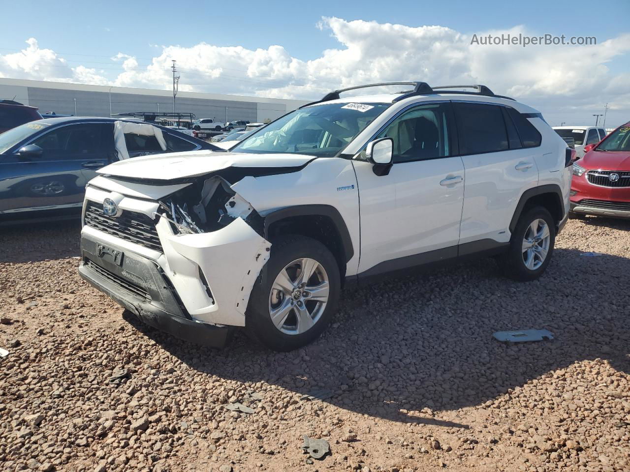 2021 Toyota Rav4 Xle White vin: 2T3RWRFV9MW115999