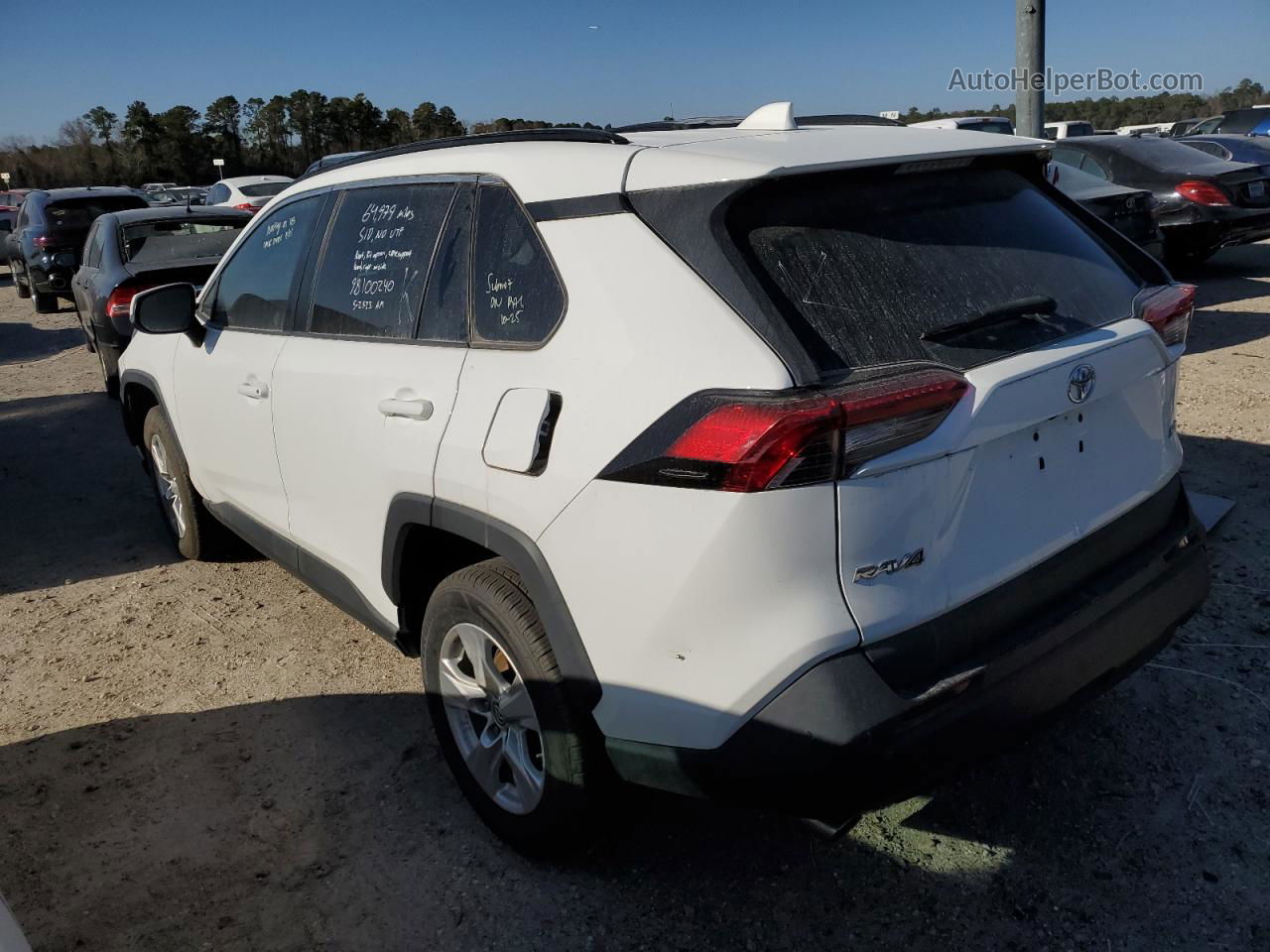 2019 Toyota Rav4 Xle White vin: 2T3W1RFV0KW031682