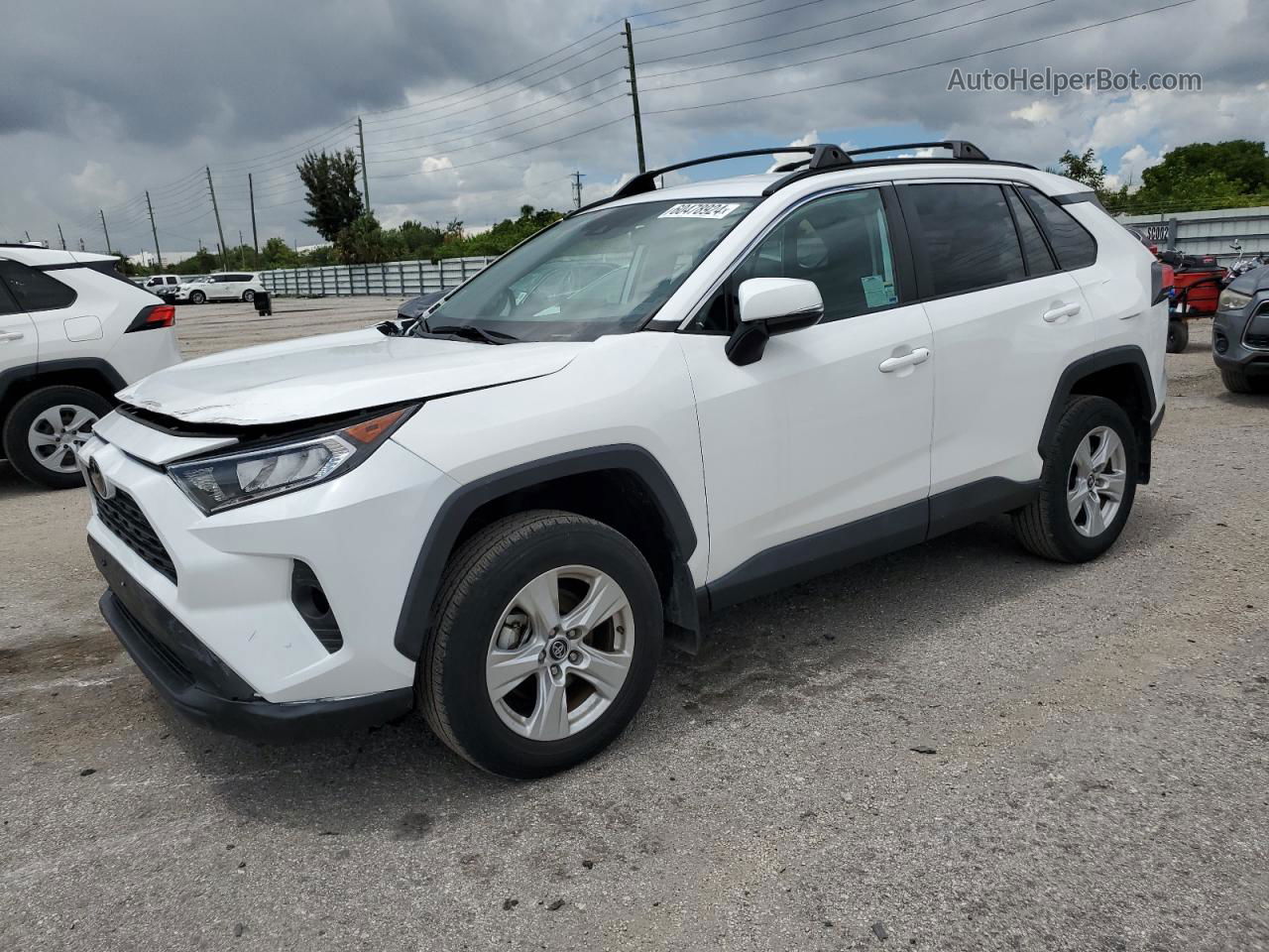 2021 Toyota Rav4 Xle Белый vin: 2T3W1RFV1MW107106