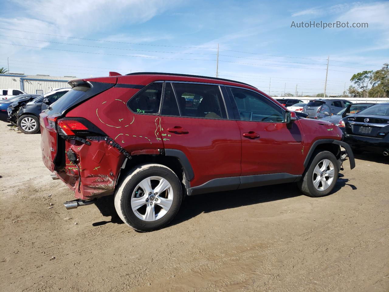 2021 Toyota Rav4 Xle Красный vin: 2T3W1RFV2MW168237