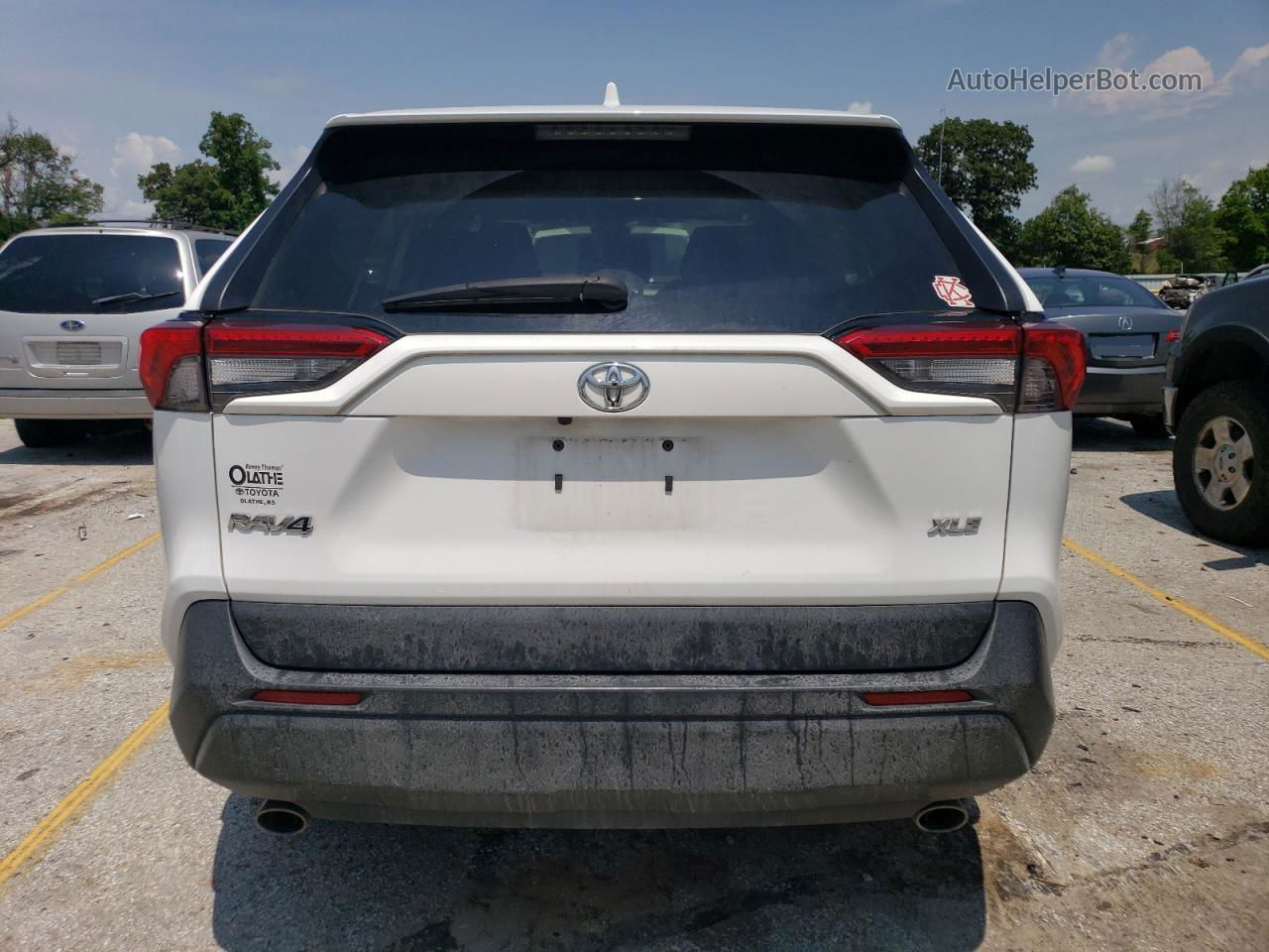 2019 Toyota Rav4 Xle White vin: 2T3W1RFV4KC004874