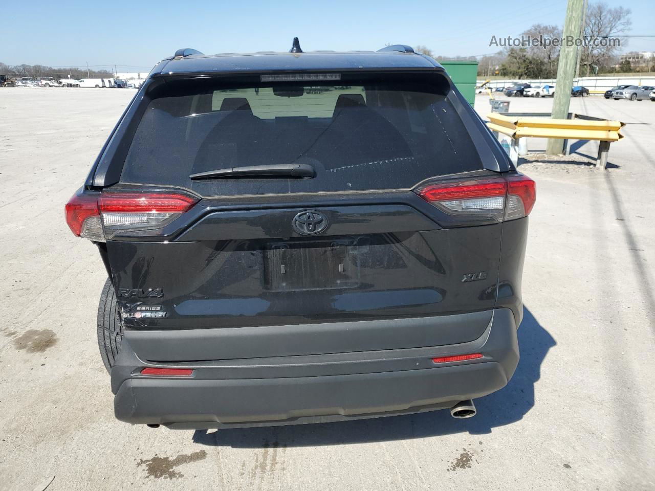 2021 Toyota Rav4 Xle Черный vin: 2T3W1RFV5MC165351