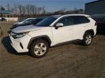 2019 Toyota Rav4 Xle White vin: 2T3W1RFV6KW048826