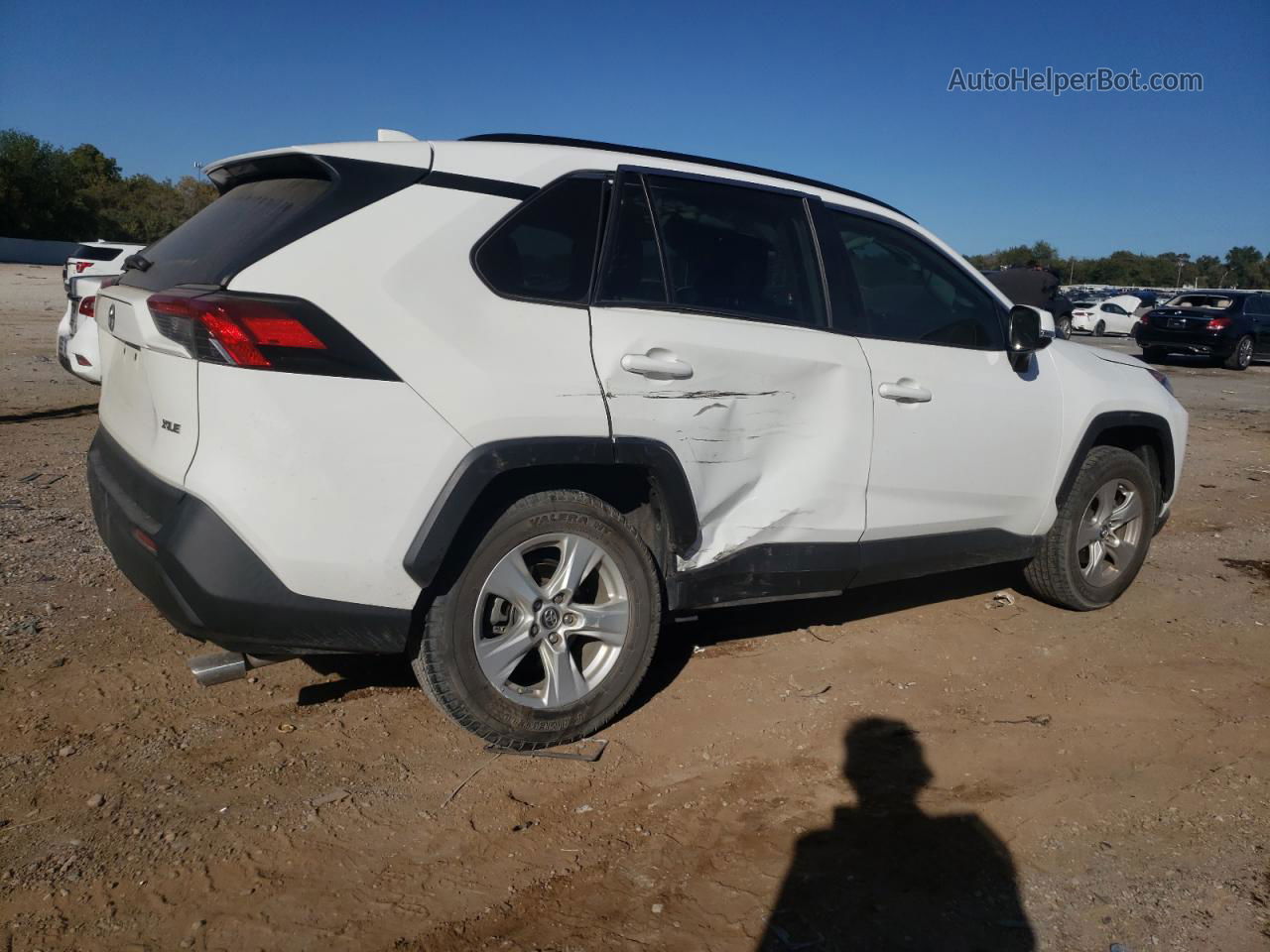 2019 Toyota Rav4 Xle White vin: 2T3W1RFV7KW004351