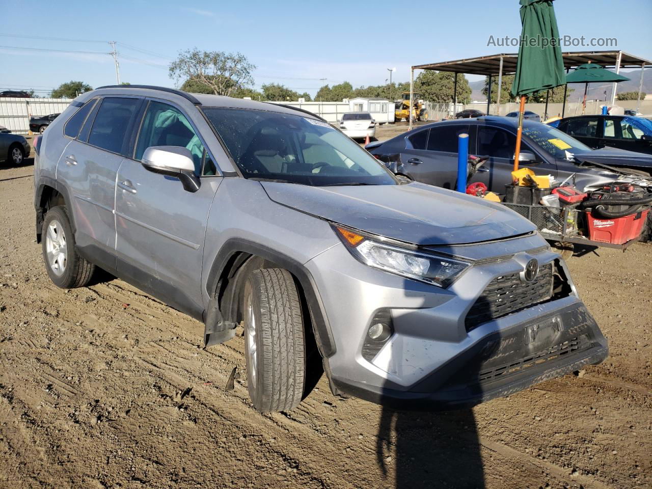 2021 Toyota Rav4 Xle Silver vin: 2T3W1RFV7MC127720