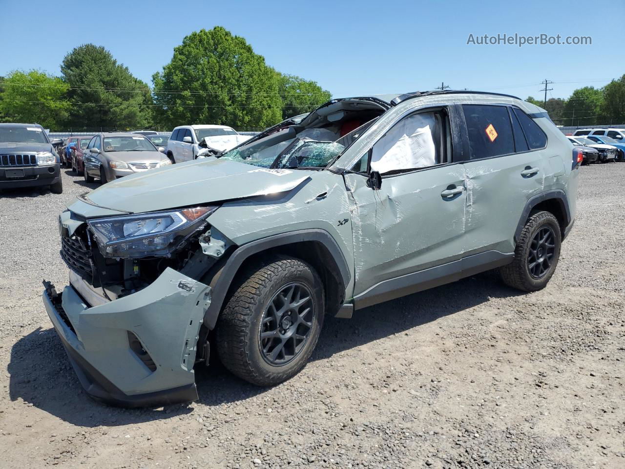 2021 Toyota Rav4 Xle Зеленый vin: 2T3W1RFV8MW174155