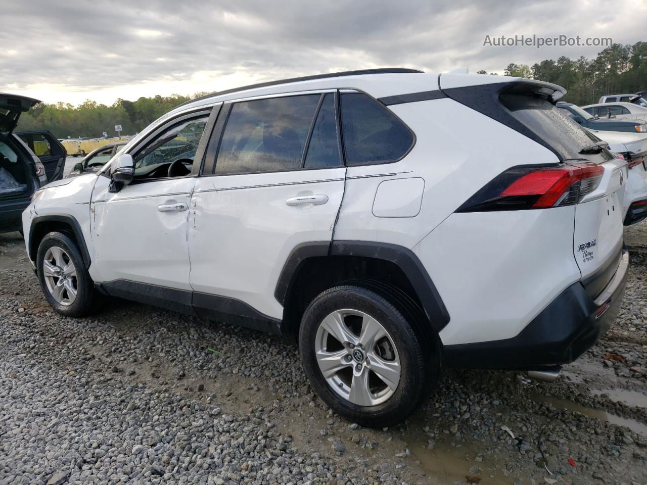 2019 Toyota Rav4 Xle Белый vin: 2T3W1RFVXKC009271