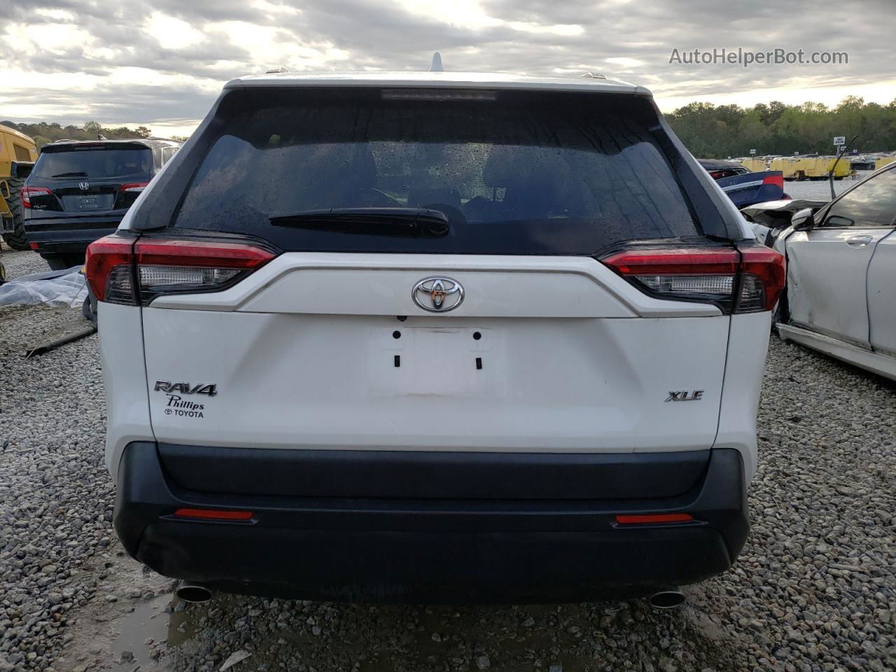 2019 Toyota Rav4 Xle White vin: 2T3W1RFVXKC009271