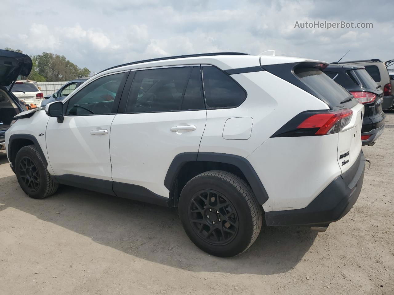 2020 Toyota Rav4 Xle White vin: 2T3W1RFVXLW092927