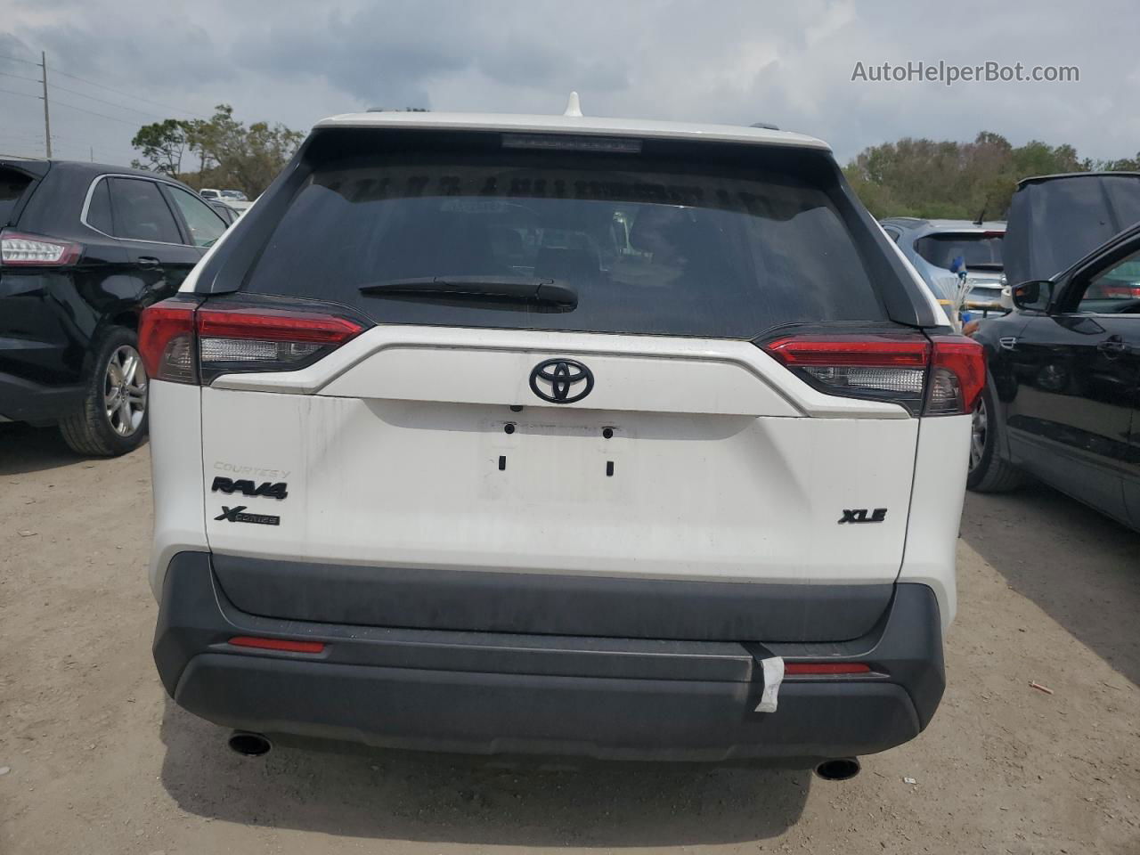 2020 Toyota Rav4 Xle White vin: 2T3W1RFVXLW092927