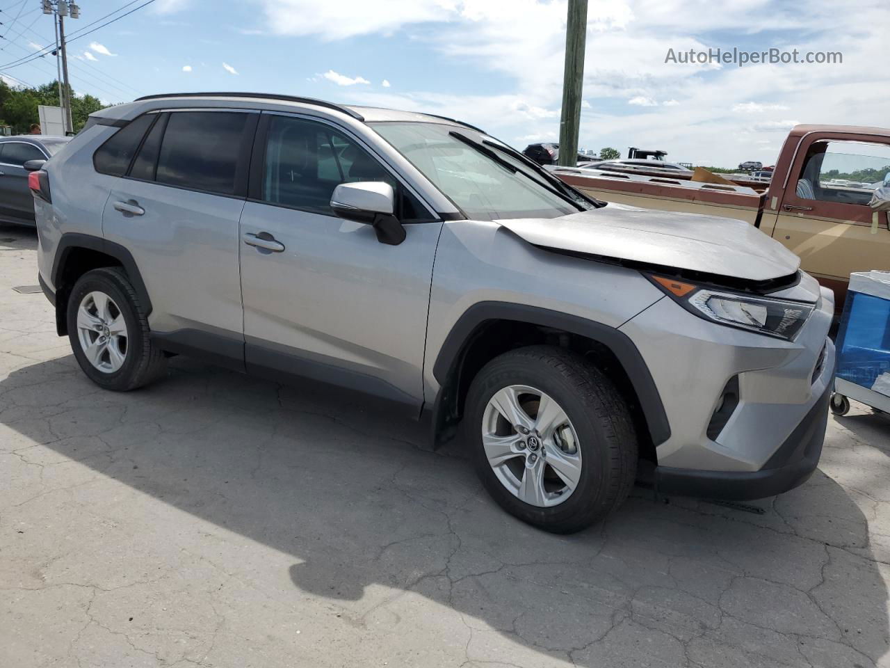 2021 Toyota Rav4 Xle Серебряный vin: 2T3W1RFVXMC086712