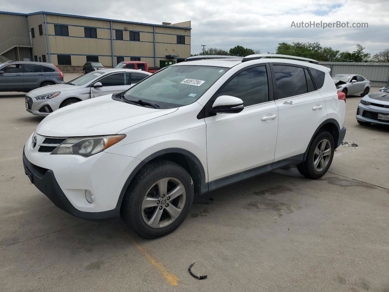 2015 Toyota Rav4 Xle White vin: 2T3WFREV3FW144809