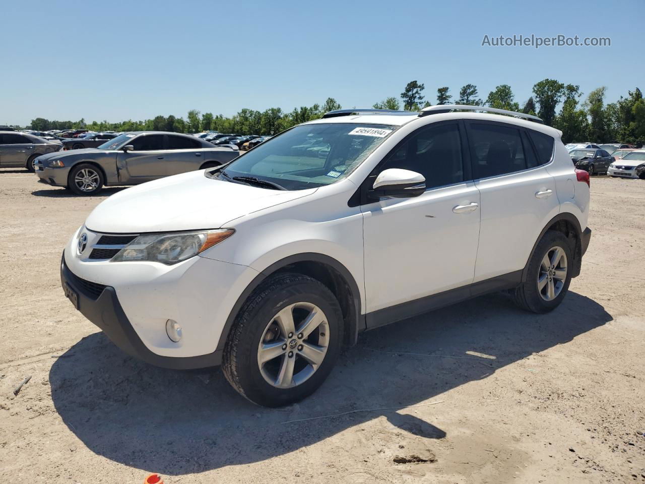 2015 Toyota Rav4 Xle White vin: 2T3WFREV3FW233795