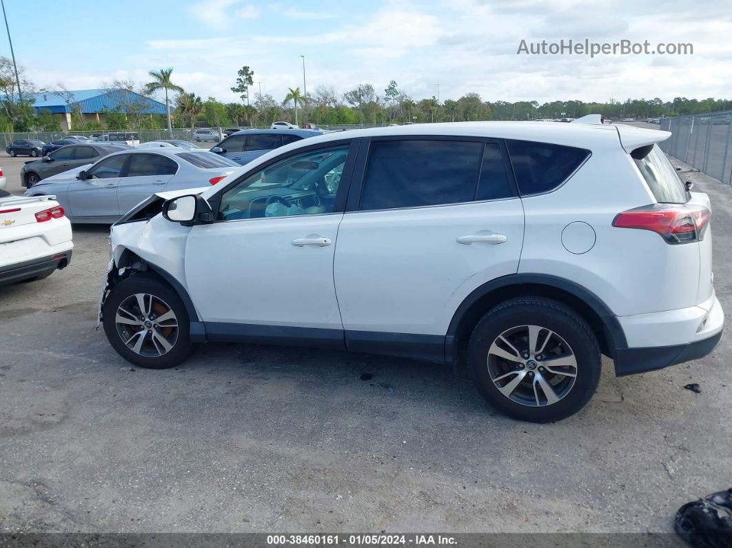 2018 Toyota Rav4 Xle White vin: 2T3WFREV3JW482574