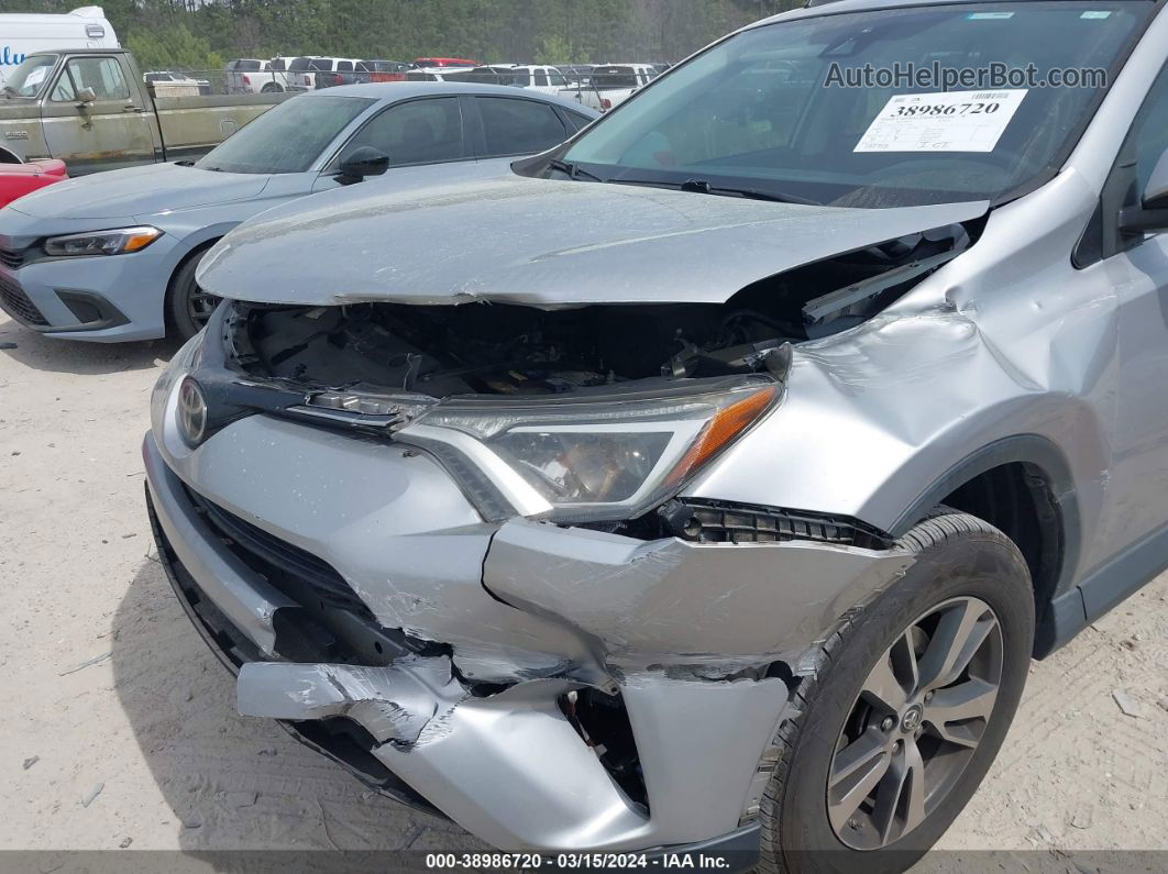 2017 Toyota Rav4 Xle Silver vin: 2T3WFREV4HW352796