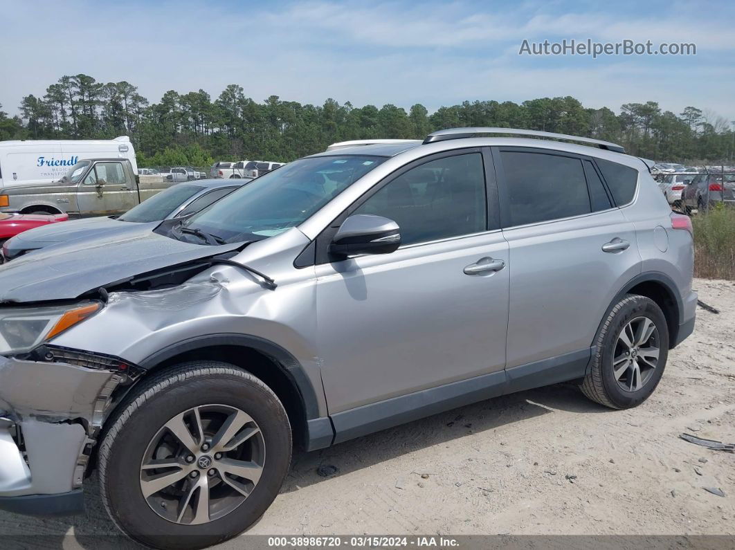 2017 Toyota Rav4 Xle Silver vin: 2T3WFREV4HW352796