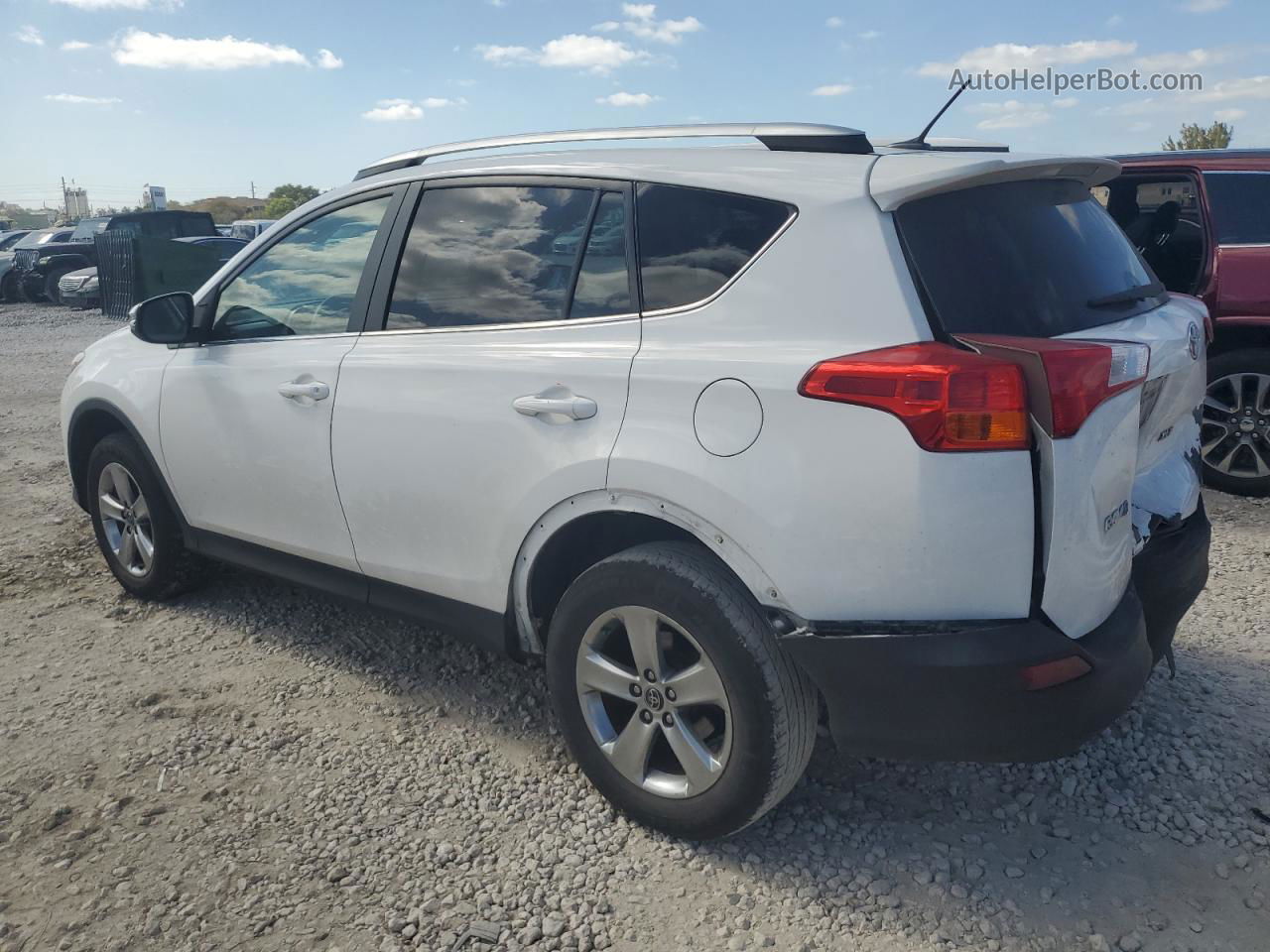 2015 Toyota Rav4 Xle Белый vin: 2T3WFREV9FW144331