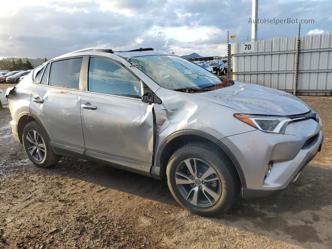 2016 Toyota Rav4 Xle Silver vin: 2T3WFREVXGW308476