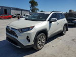 2019 Toyota Rav4 Limited White vin: 2T3Y1RFV4KC011395