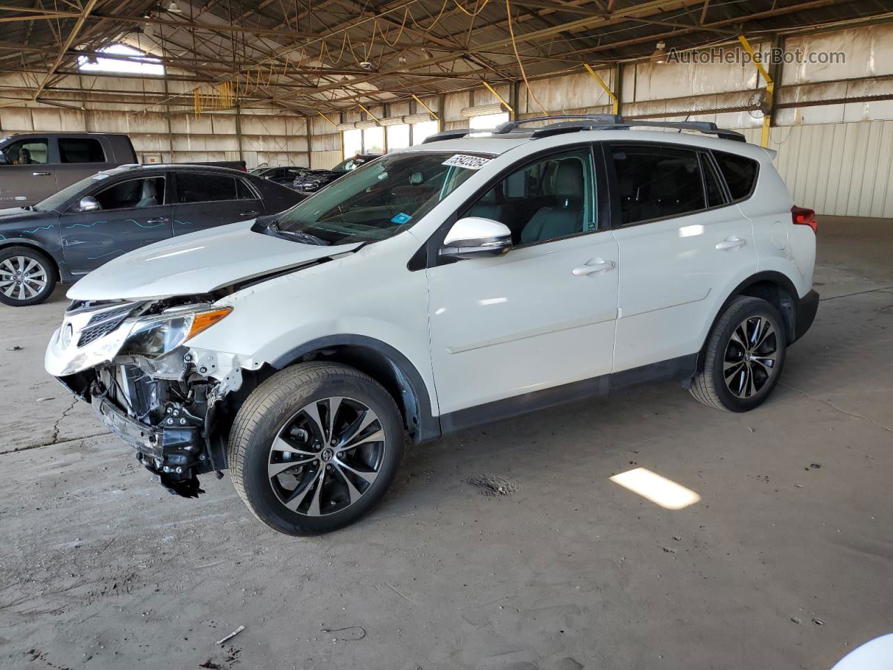 2015 Toyota Rav4 Limited White vin: 2T3YFREVXFW228389