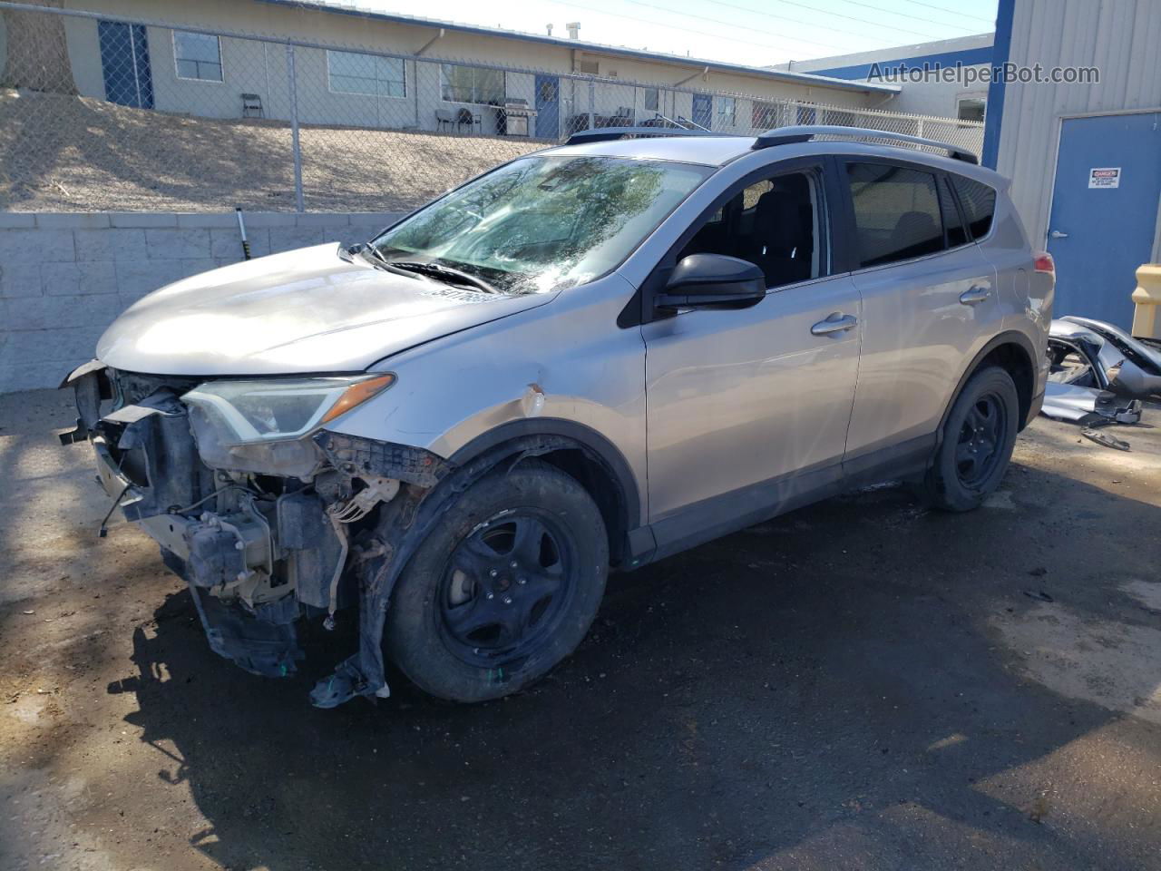 2017 Toyota Rav4 Le Silver vin: 2T3ZFREV0HW331618