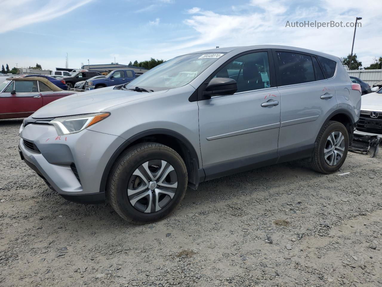 2018 Toyota Rav4 Le Silver vin: 2T3ZFREV0JW458892