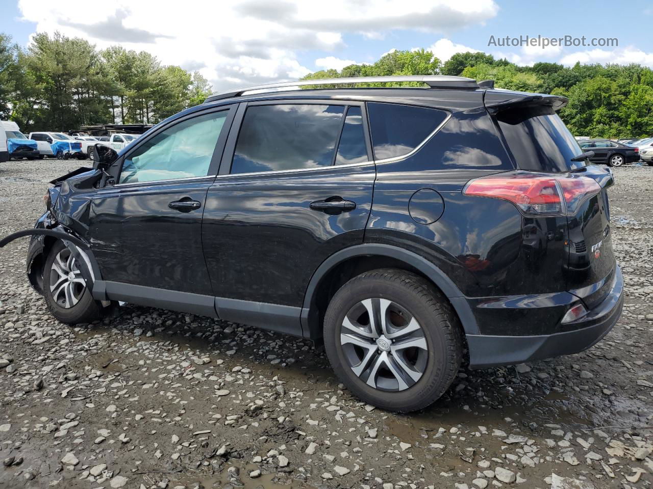 2017 Toyota Rav4 Le Black vin: 2T3ZFREV1HW374722