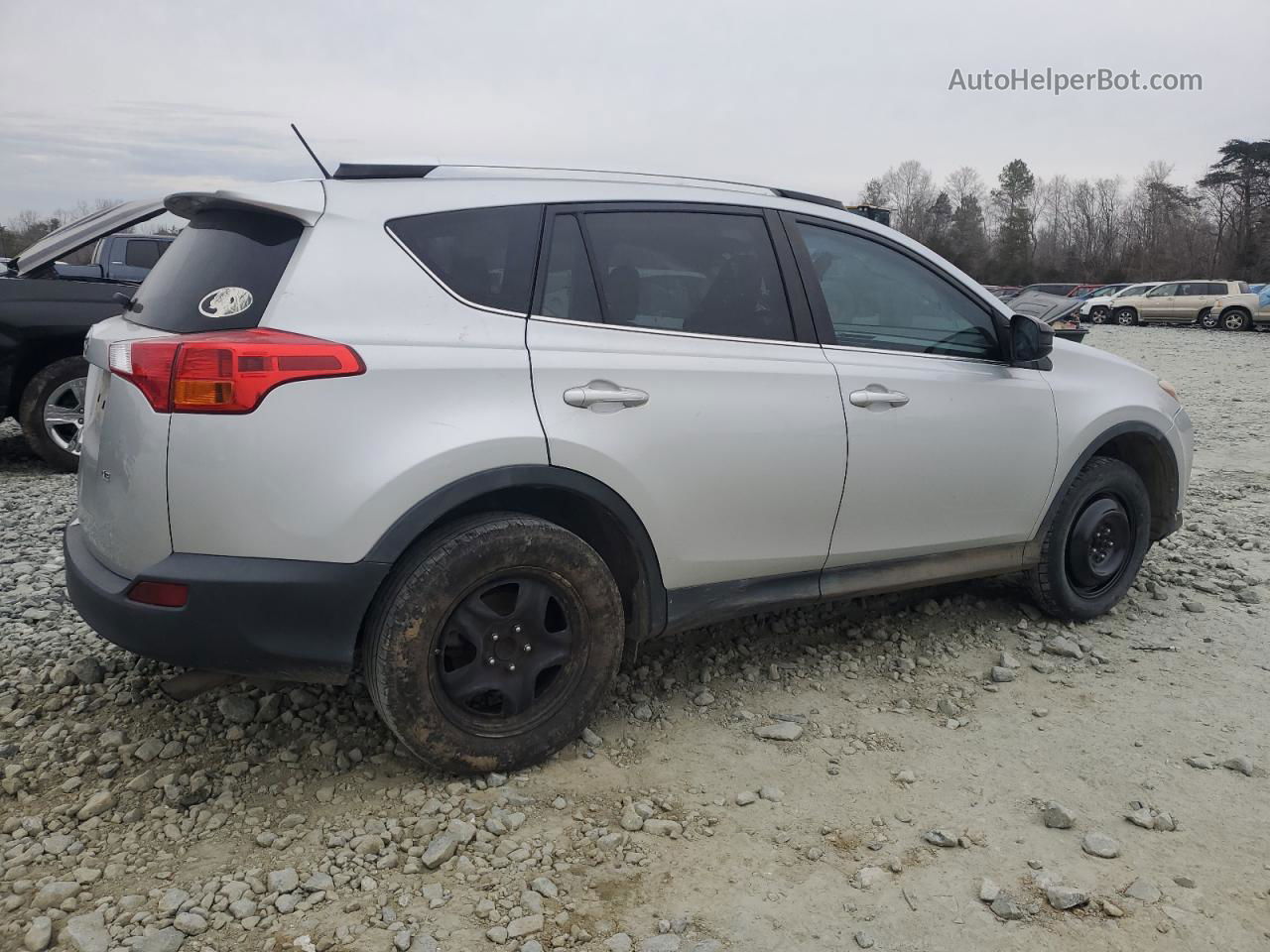 2015 Toyota Rav4 Le Silver vin: 2T3ZFREV2FW219173