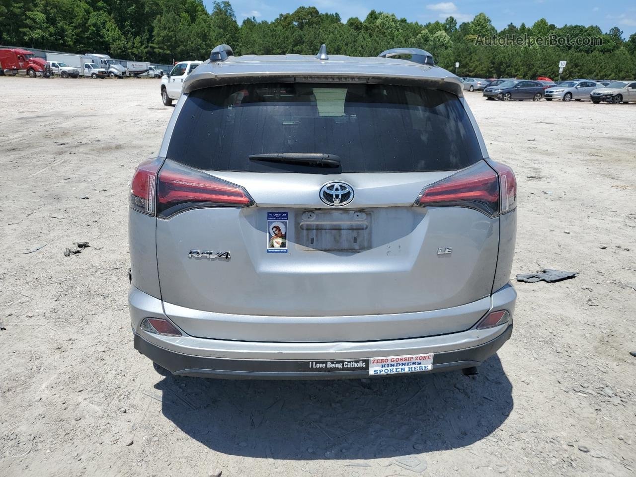 2018 Toyota Rav4 Le Silver vin: 2T3ZFREV4JW453517