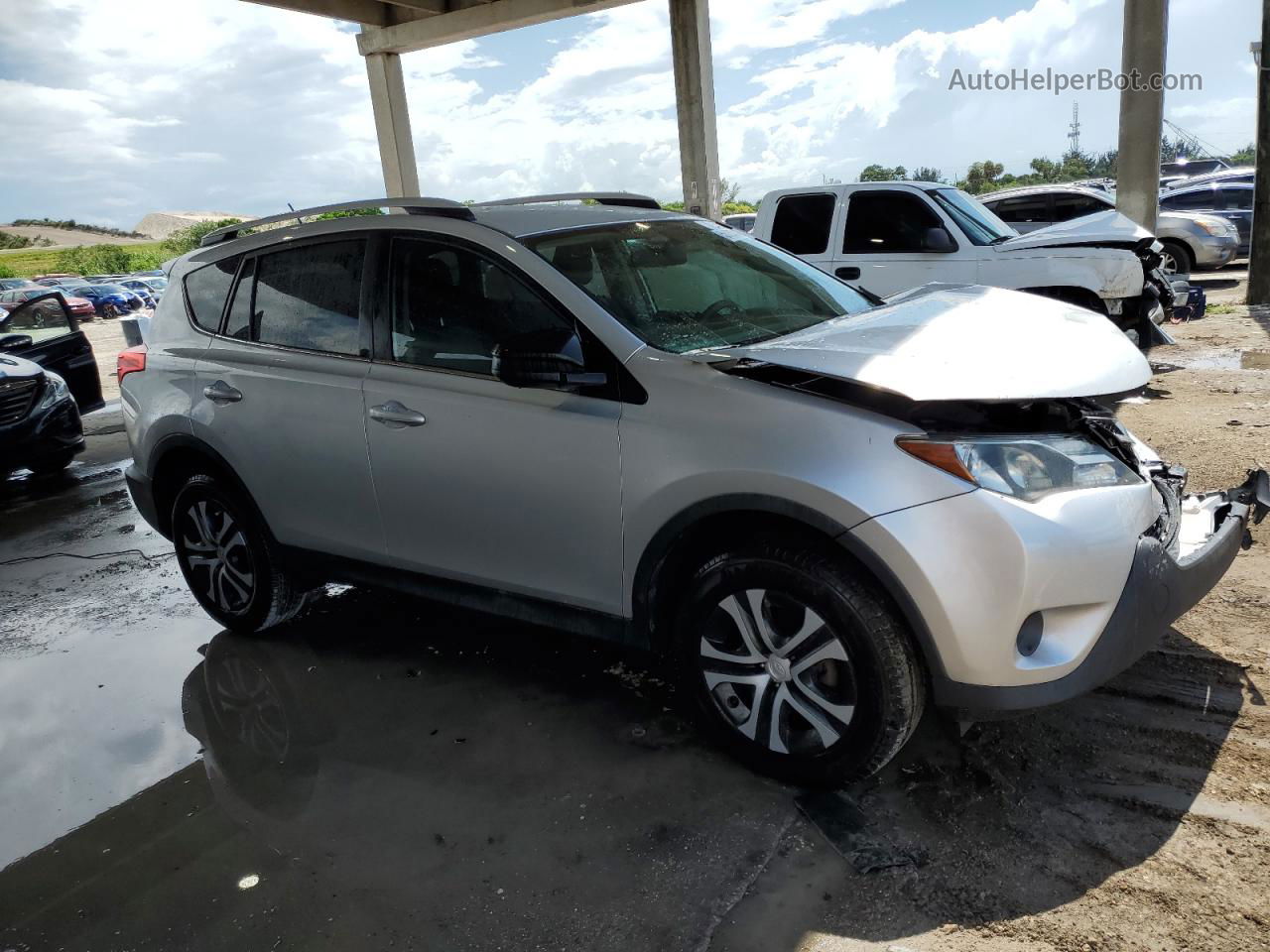 2015 Toyota Rav4 Le Silver vin: 2T3ZFREV5FW182247