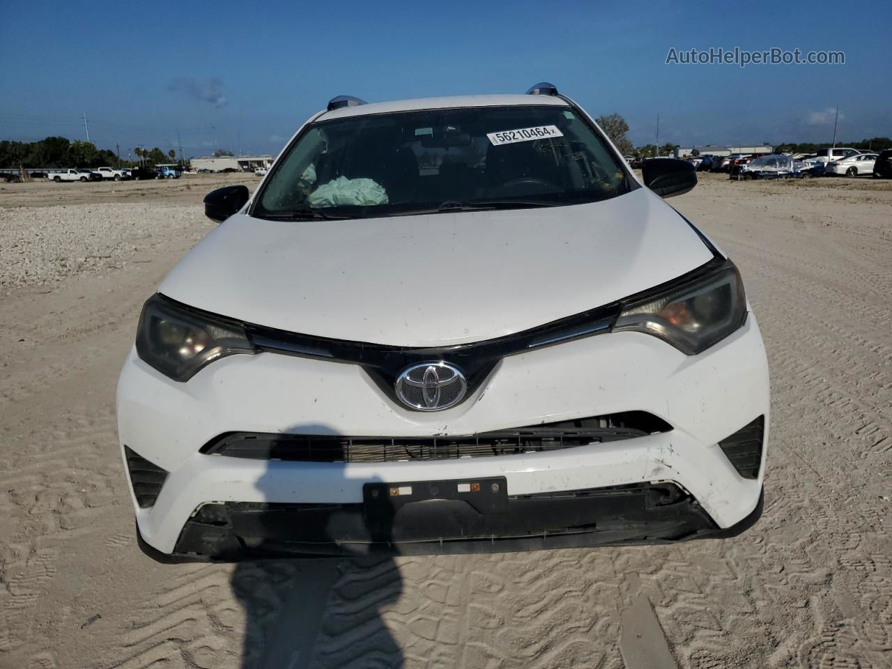 2016 Toyota Rav4 Le White vin: 2T3ZFREV6GW285582