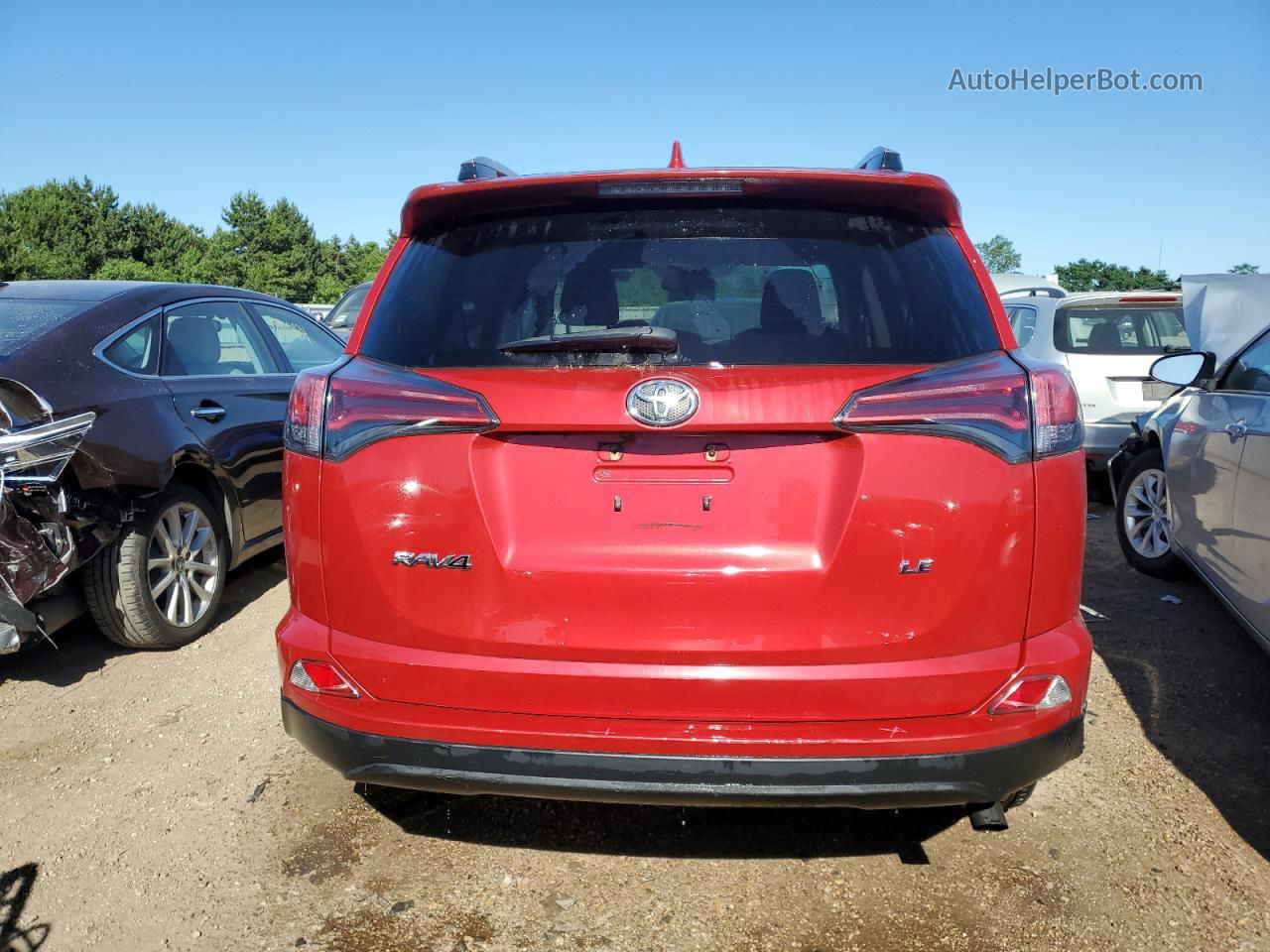 2017 Toyota Rav4 Le Red vin: 2T3ZFREV7HW379536