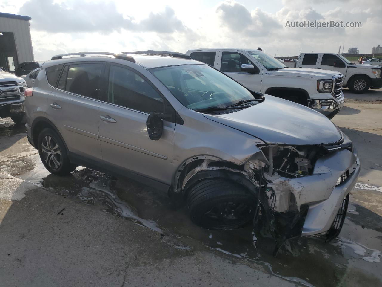 2017 Toyota Rav4 Le Silver vin: 2T3ZFREV7HW403267