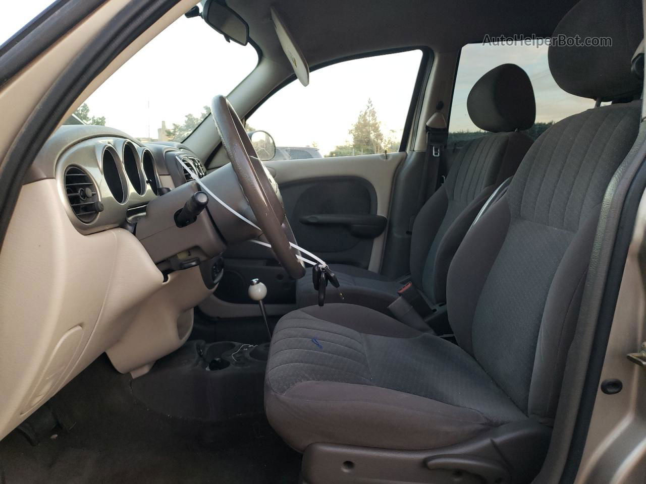 2004 Chrysler Pt Cruiser  Silver vin: 3C4FY48B24T271747