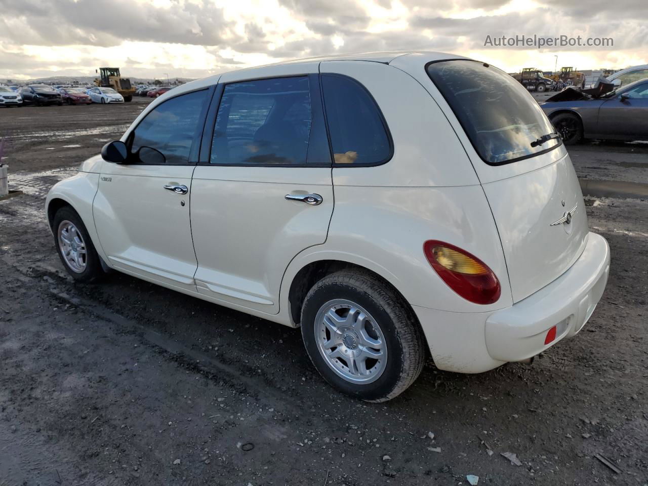 2004 Chrysler Pt Cruiser  Бежевый vin: 3C4FY48B64T328063