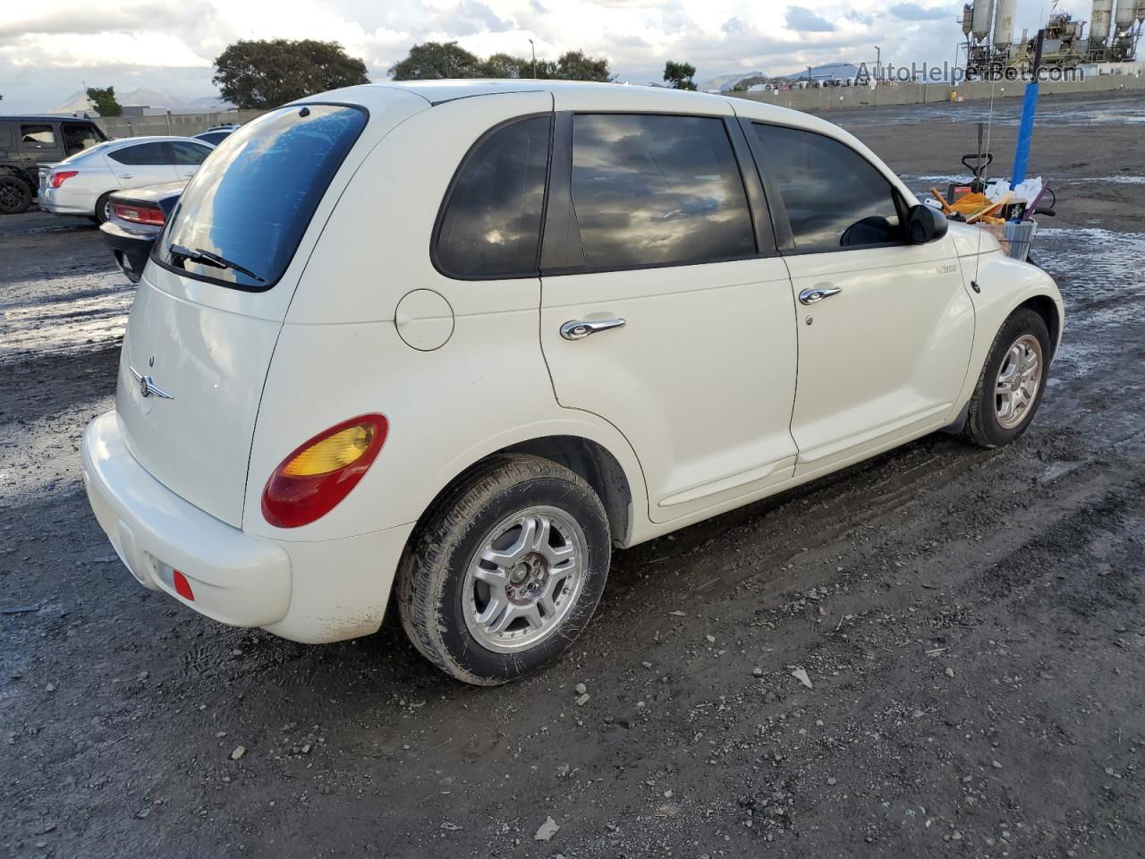 2004 Chrysler Pt Cruiser  Бежевый vin: 3C4FY48B64T328063