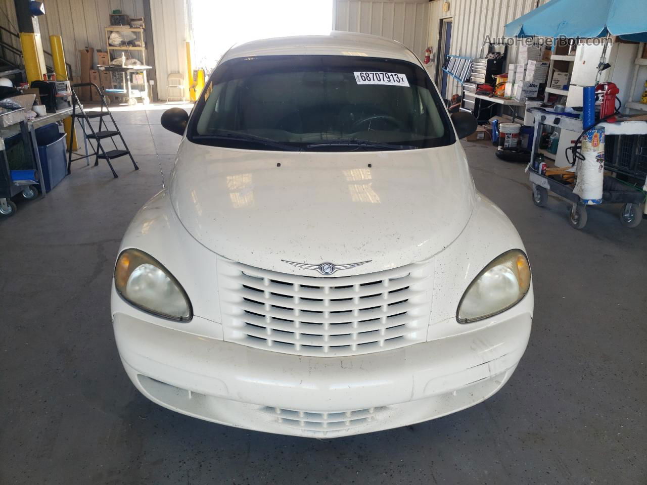 2004 Chrysler Pt Cruiser  Beige vin: 3C4FY48B74T237268