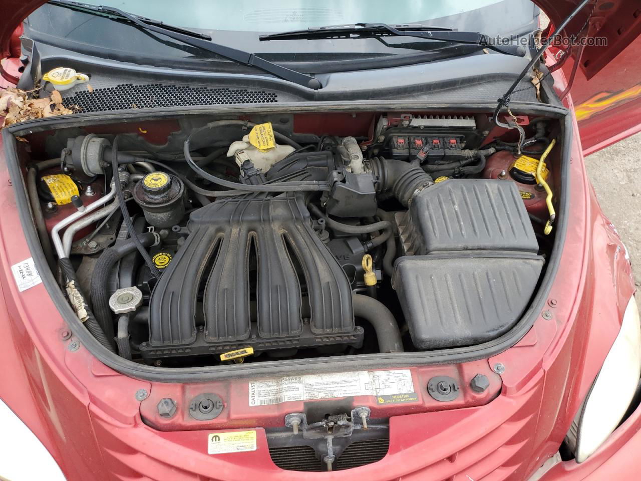 2004 Chrysler Pt Cruiser  Red vin: 3C4FY48B74T273221