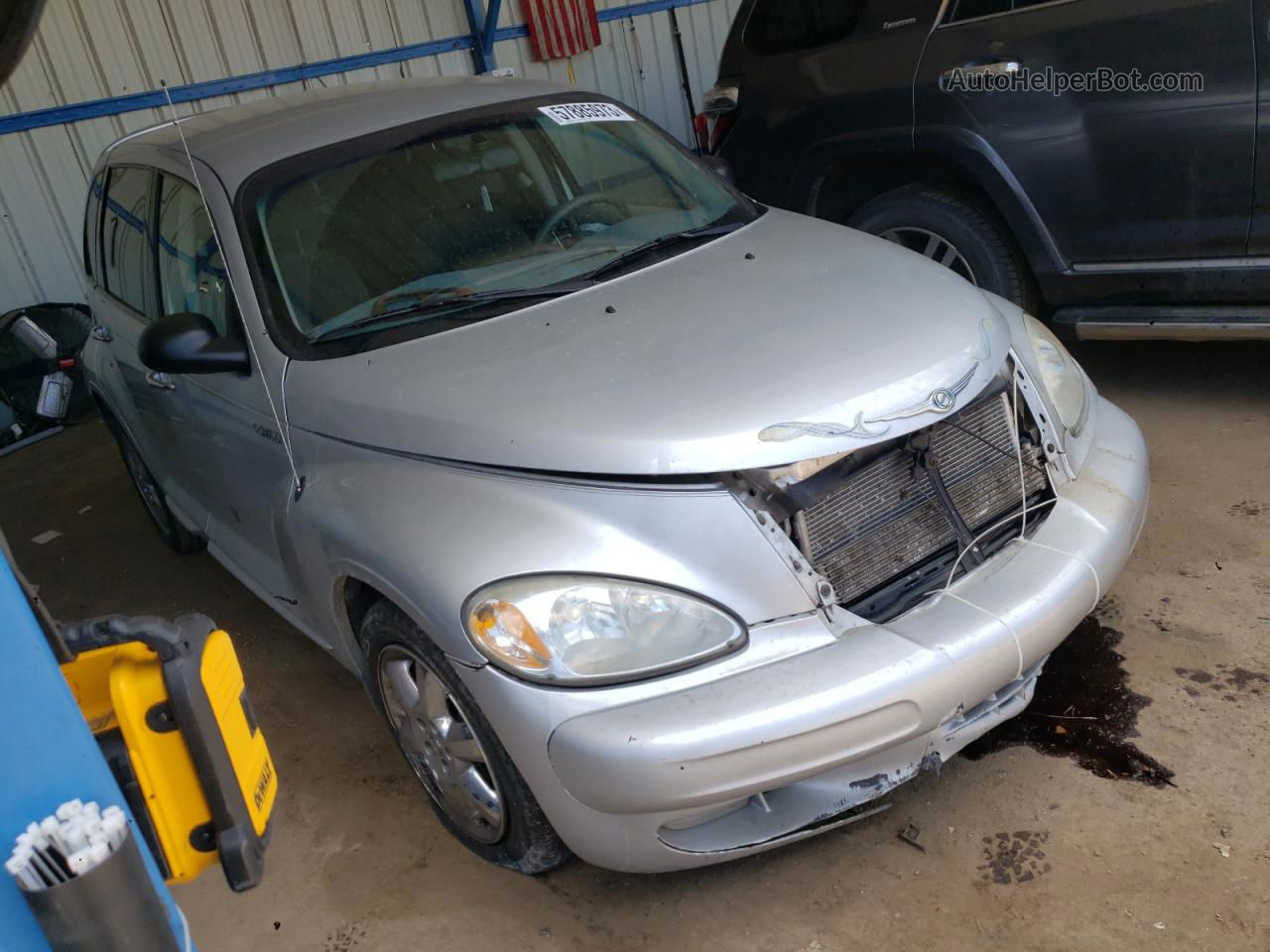 2004 Chrysler Pt Cruiser Touring Silver vin: 3C4FY58804T300351