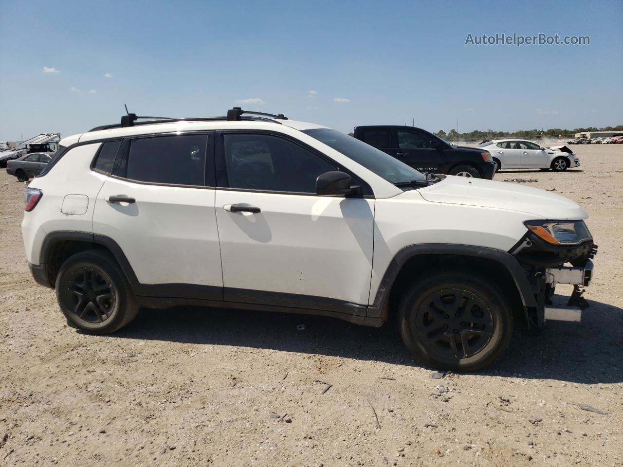 2018 Jeep Compass Sport Белый vin: 3C4NJCAB6JT254966