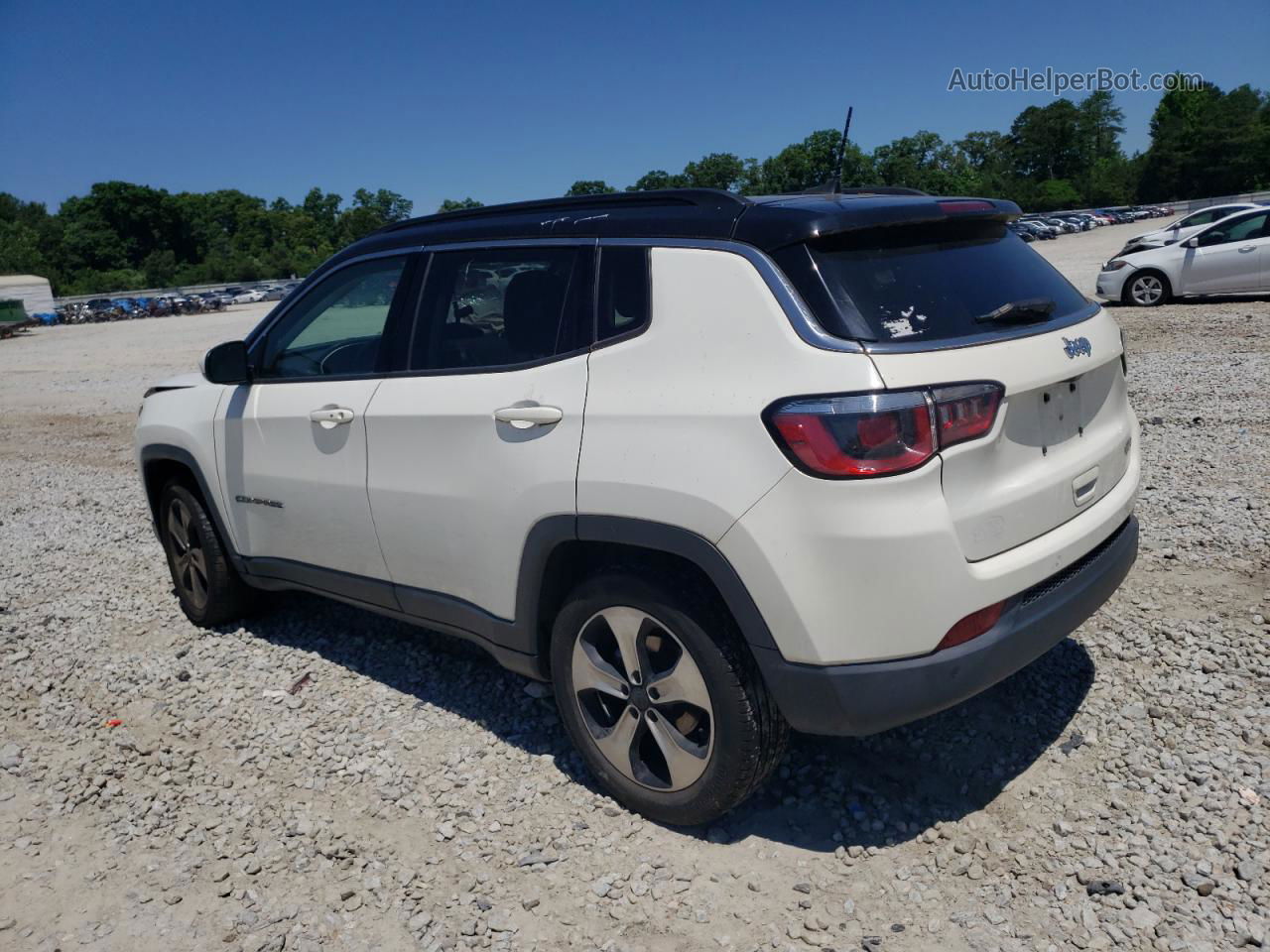 2018 Jeep Compass Latitude White vin: 3C4NJCBB1JT468262