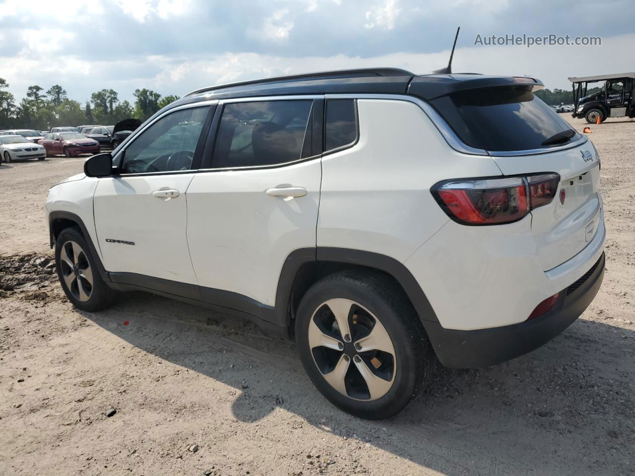 2018 Jeep Compass Latitude Белый vin: 3C4NJCBB2JT137223