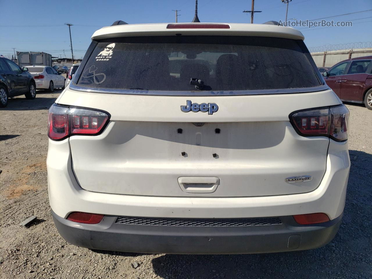 2018 Jeep Compass Latitude White vin: 3C4NJCBB4JT425471