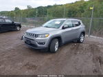 2018 Jeep Compass Latitude Fwd Gray vin: 3C4NJCBB5JT408095