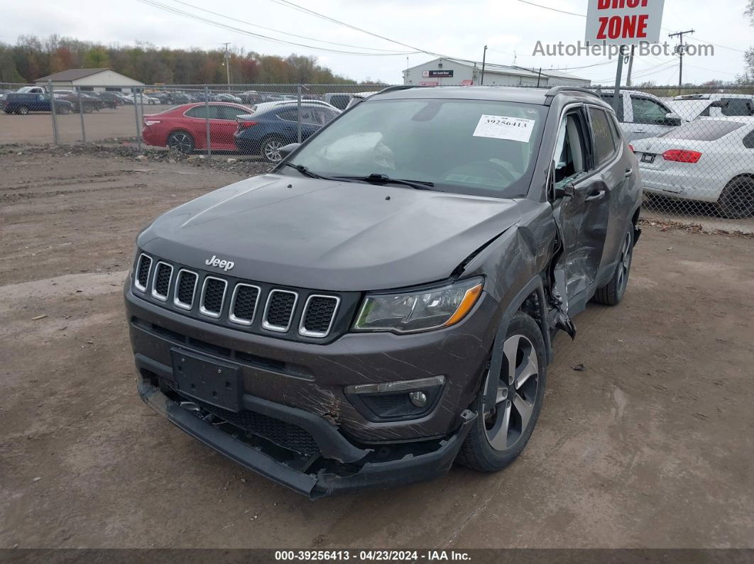 2018 Jeep Compass Latitude Fwd Gray vin: 3C4NJCBB6JT102474