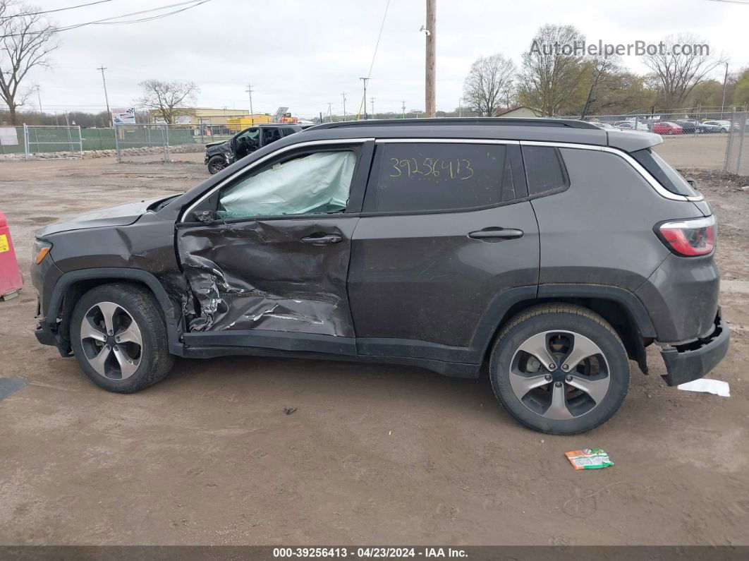 2018 Jeep Compass Latitude Fwd Gray vin: 3C4NJCBB6JT102474