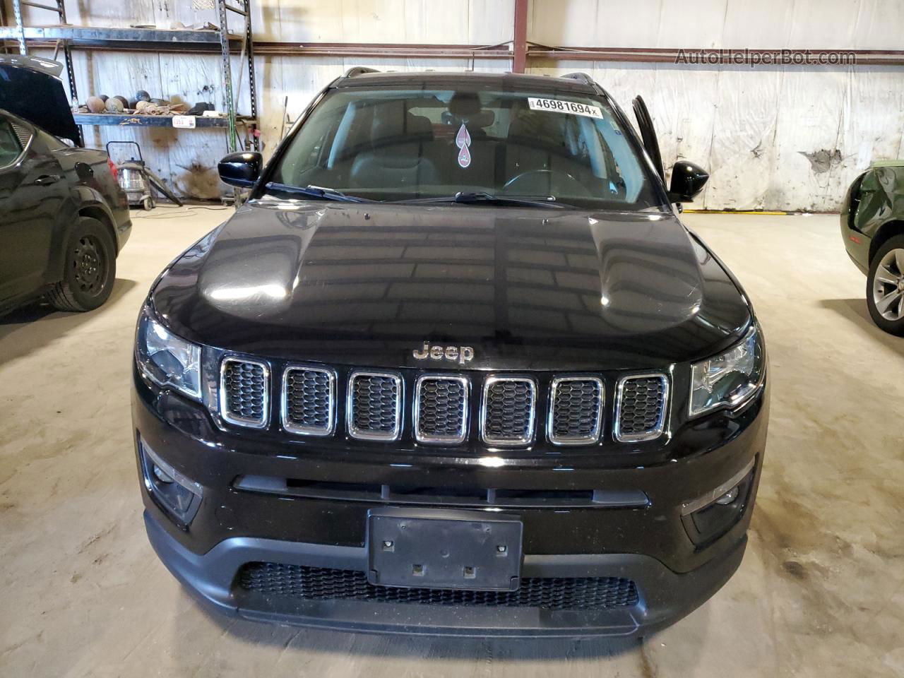 2018 Jeep Compass Latitude Black vin: 3C4NJCBB7JT136813