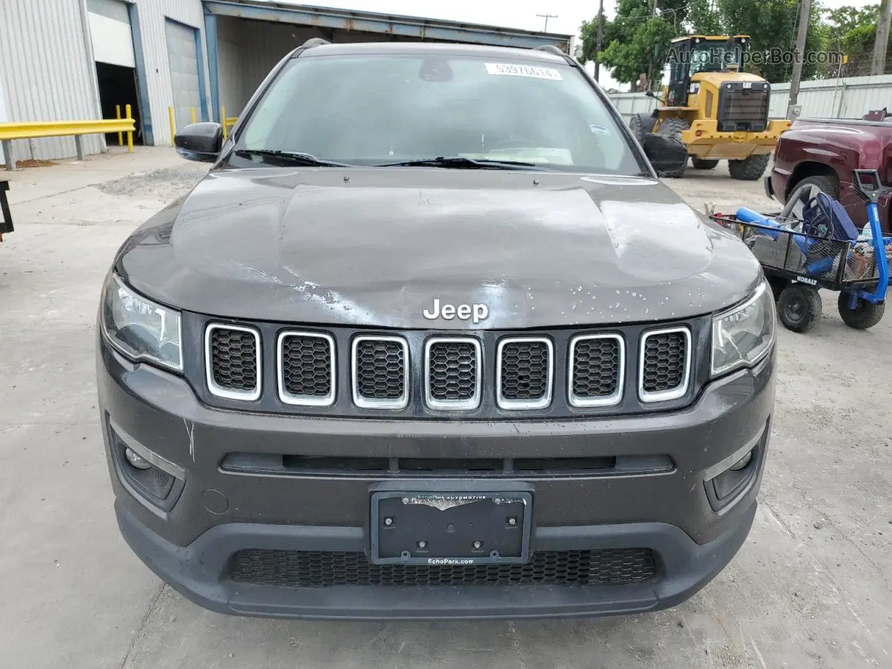 2018 Jeep Compass Latitude Gray vin: 3C4NJCBB8JT145035