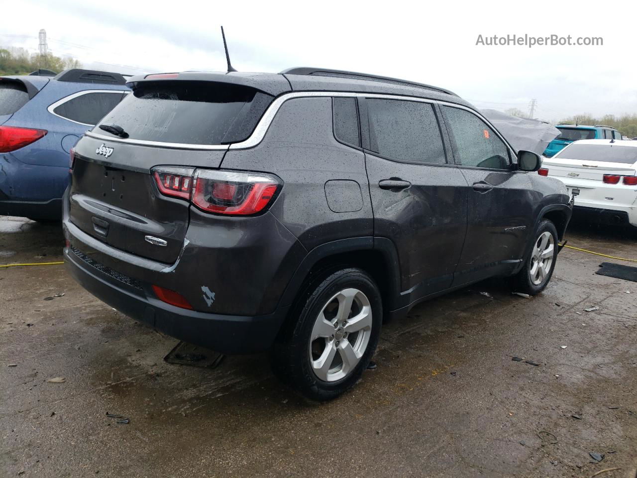 2018 Jeep Compass Latitude Gray vin: 3C4NJCBB9JT501816